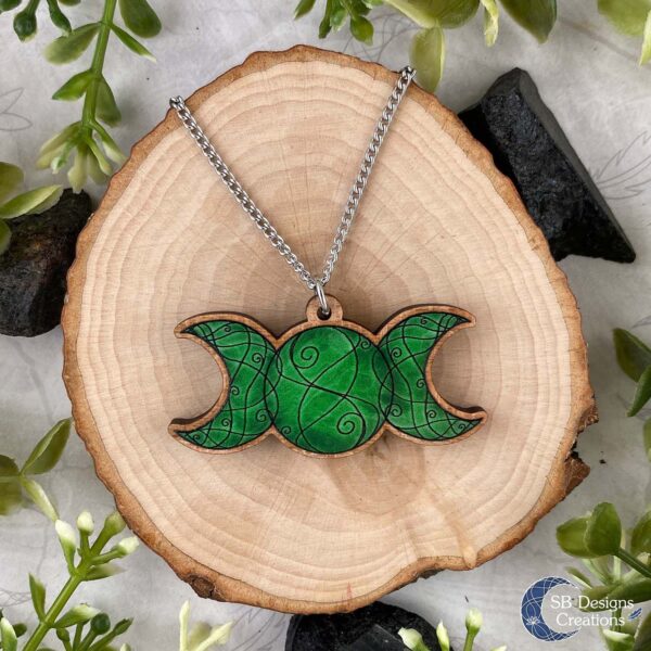 Triple Moon Groen Ketting Drievoudige Maan Magie-spiritualiteit